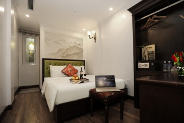 Deluxe Double With View